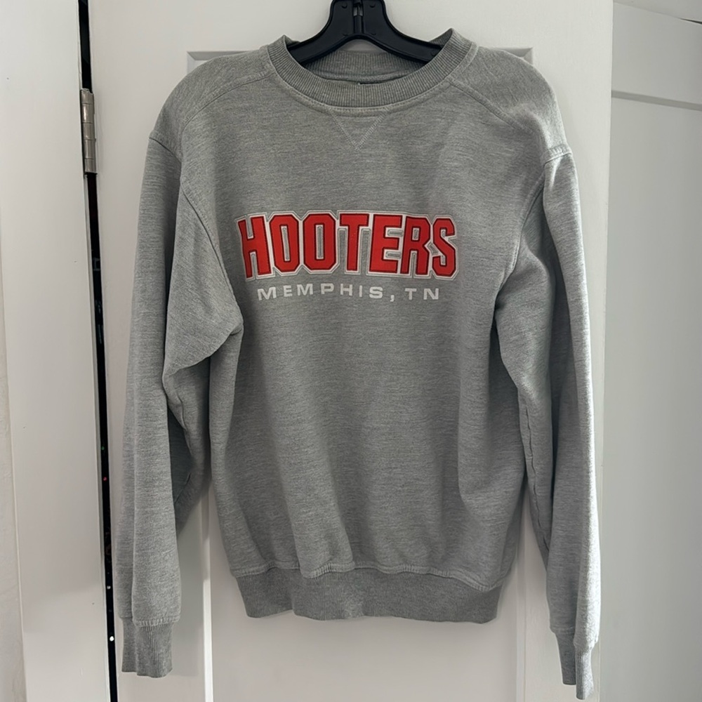 Hooters Sweatshirt grey Medium
